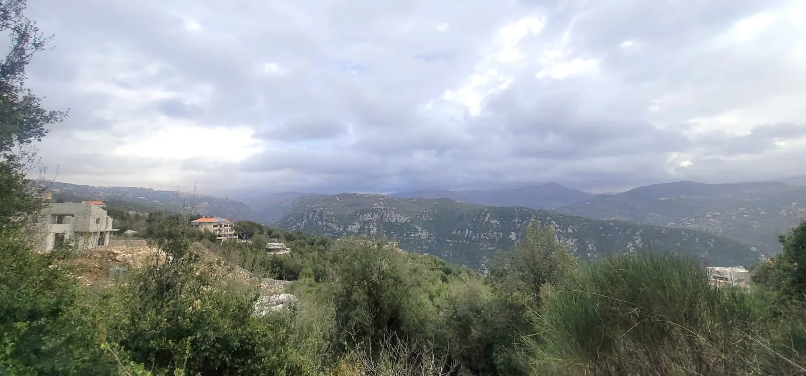 A 1000 SQM Land For Sale in A Calm Area in Klayaat