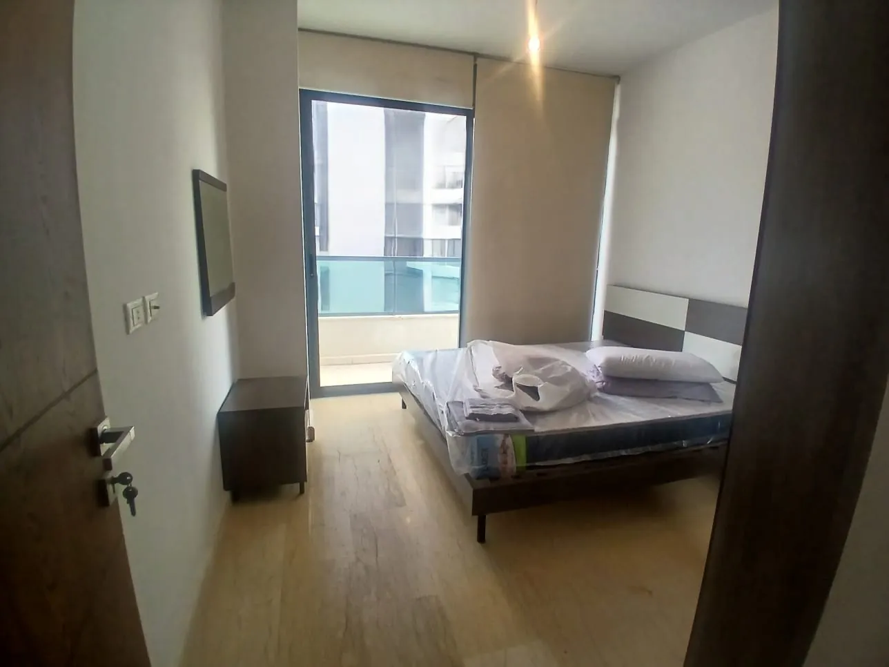 3-Bedroom Apartment For Sale in Ain El Mreisseh, Ras Beirut — الصورة 8