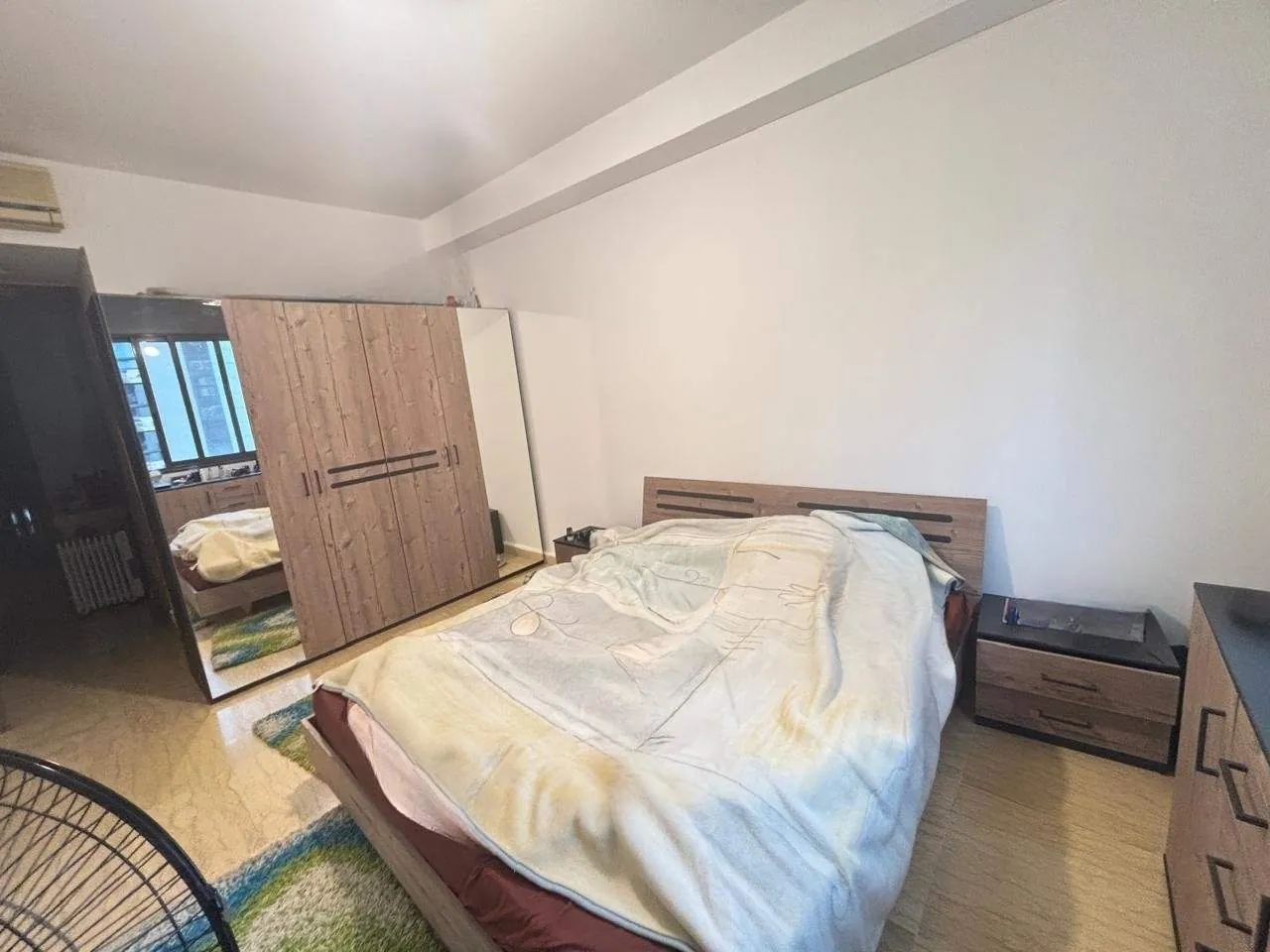 3-Bedroom Apartment For Sale in Ain El Mreisseh, Ras Beirut — الصورة 5