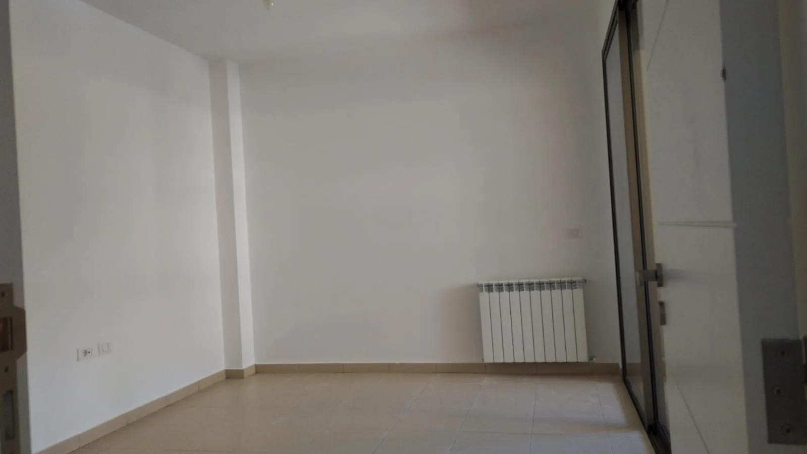 Apartment For Sale in Sahel Alma With A Wonderful Sea View — الصورة 3