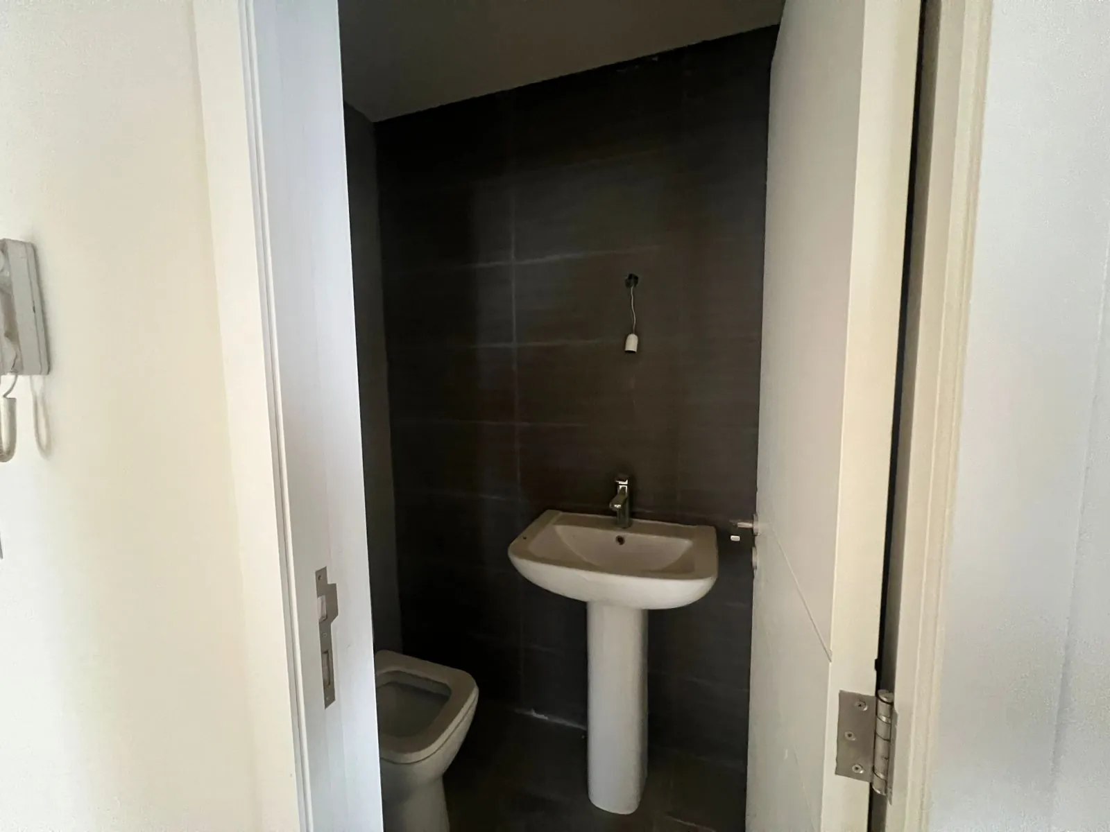 Brand New Apartment With Mountain View For Sale in Blaybel, Aley — الصورة 6