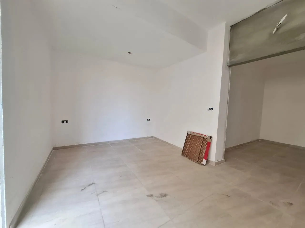 Spacious Apartment For Sale in Ghedras with One Year Payment Facilities — الصورة 9