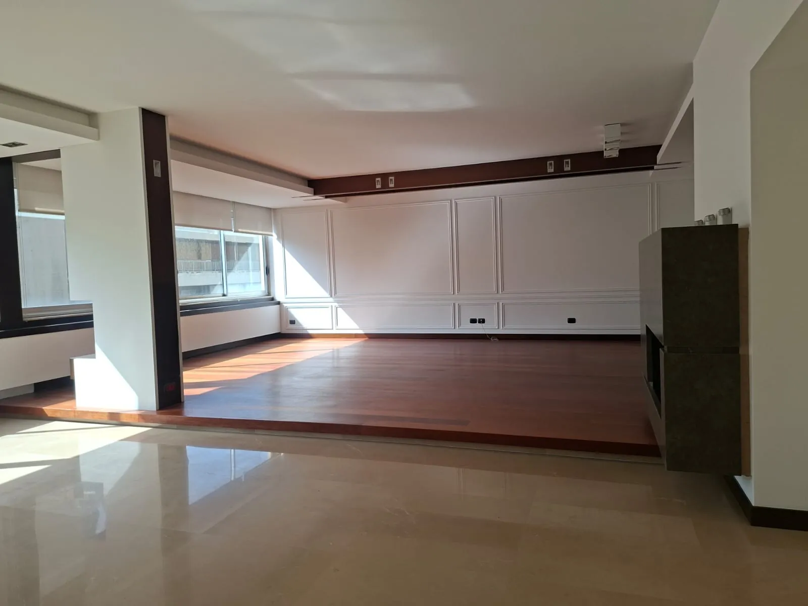 Super Deluxe Renovated Apartment For Sale in Prime Location in Verdun, Beirut — الصورة 4