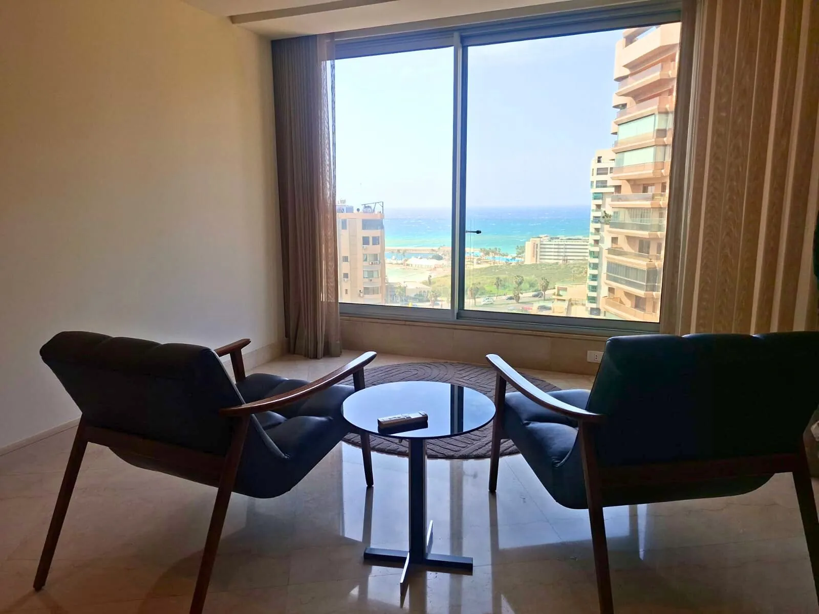 Elegant Apartment with Sea View For Sale in Ain El-Tineh — الصورة 3