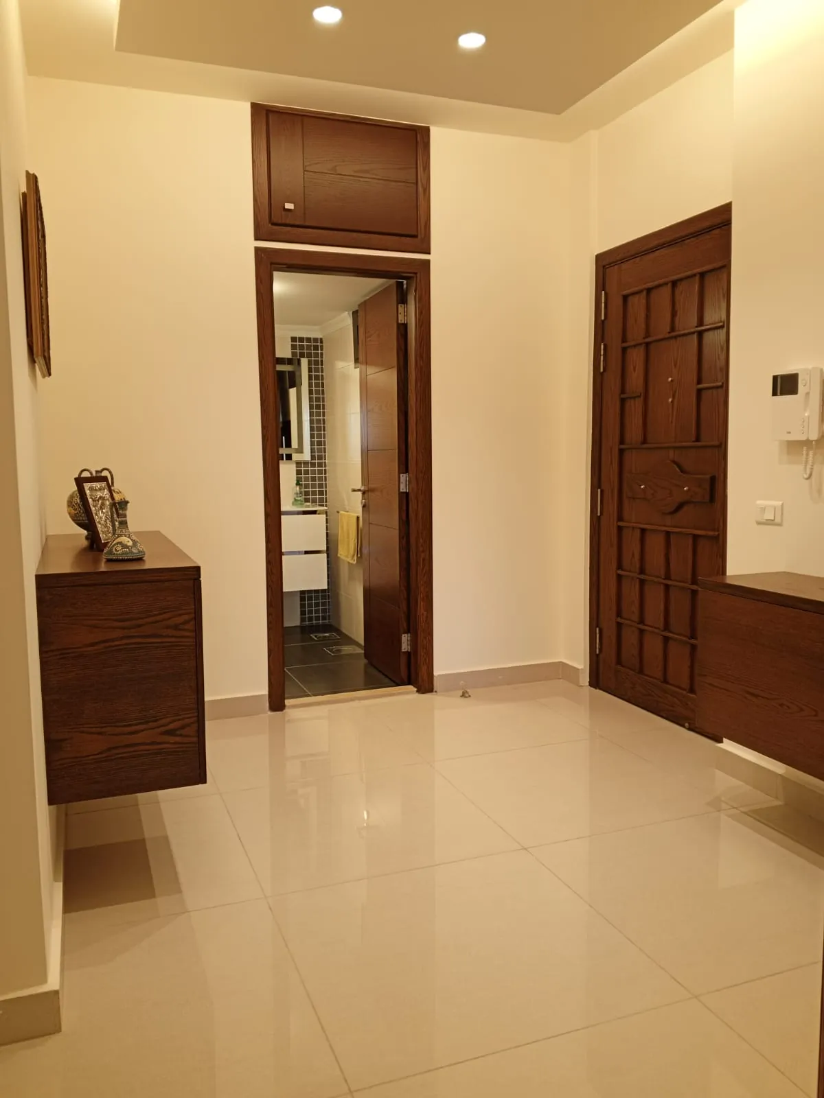 Semi-Furnished Apartment With Sea View For Sale in Hboub, Jbeil — الصورة 5