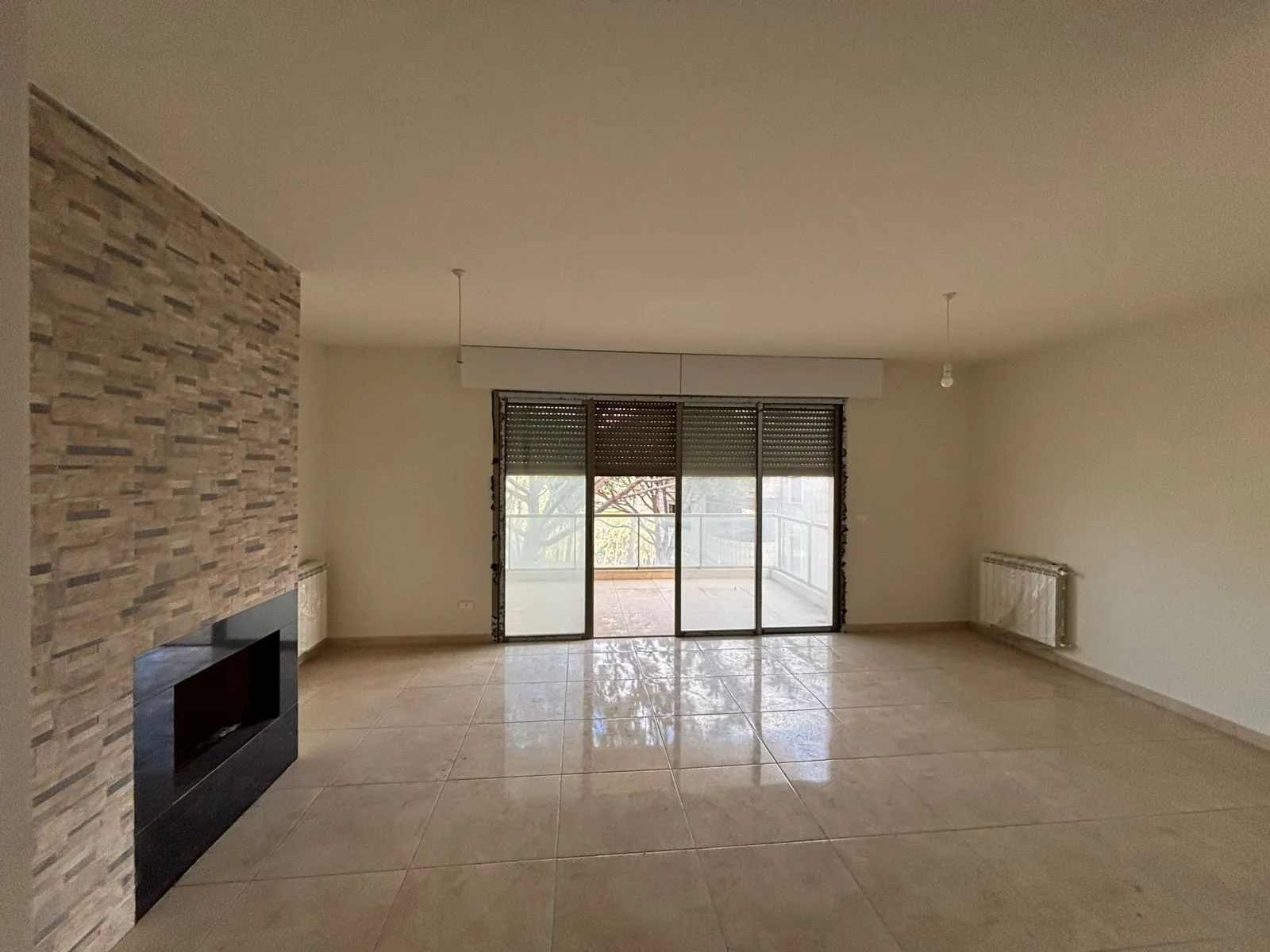 2-Bedroom Apartment For Sale in Qortada — الصورة 3