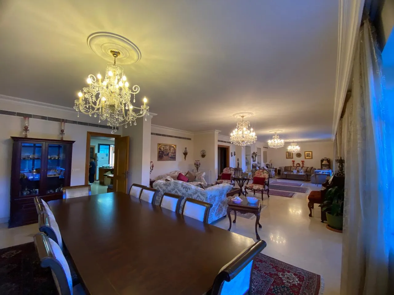 Spacious Apartment with Terrace & Open Sea View For Sale in Bliss, Ras Beirut — الصورة 3