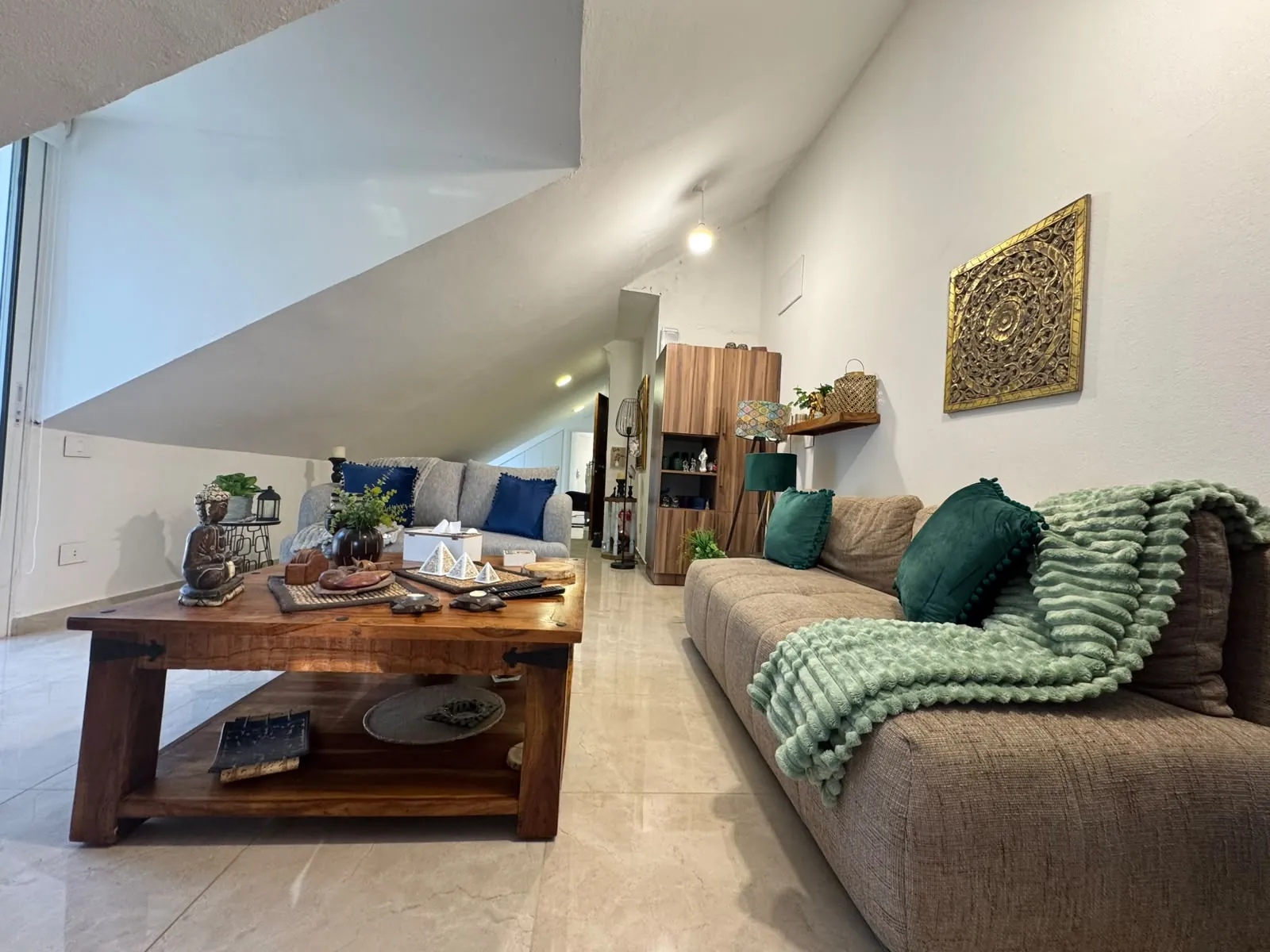Fully Decorated Unfurnished Duplex For Sale in Broumana — photo 5