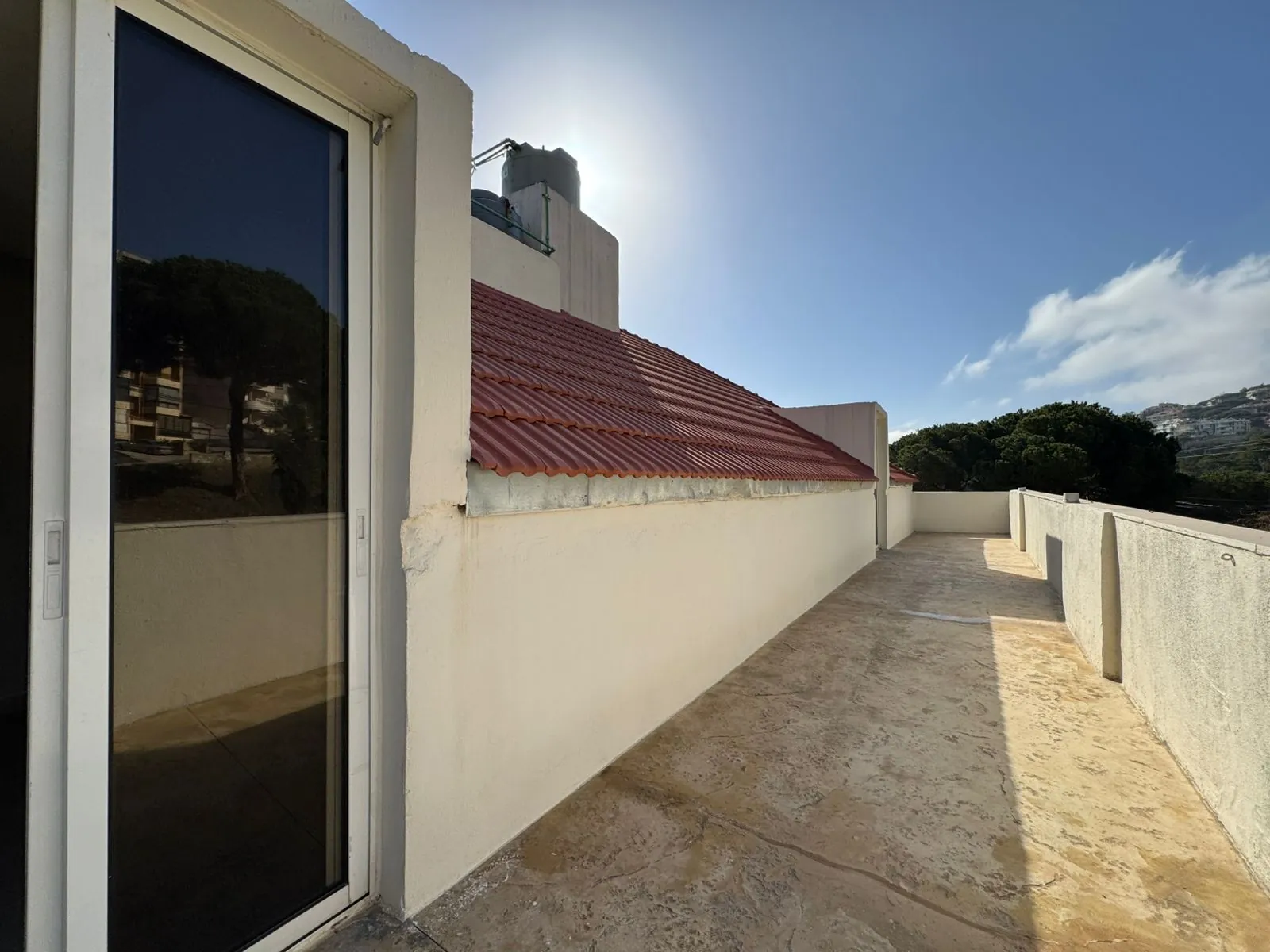 Fully Decorated Unfurnished Duplex For Sale in Broumana — photo 9