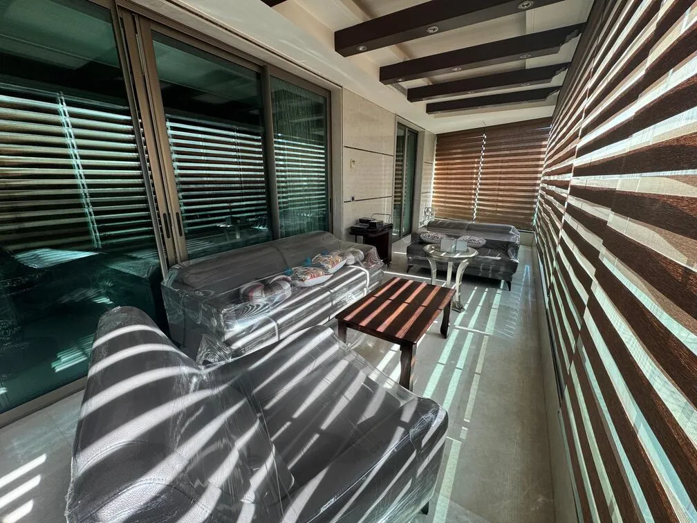 Luxurious High-End Duplex For Sale in Rawche — الصورة 4