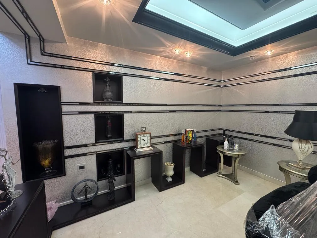 Luxurious High-End Duplex For Sale in Rawche — الصورة 9