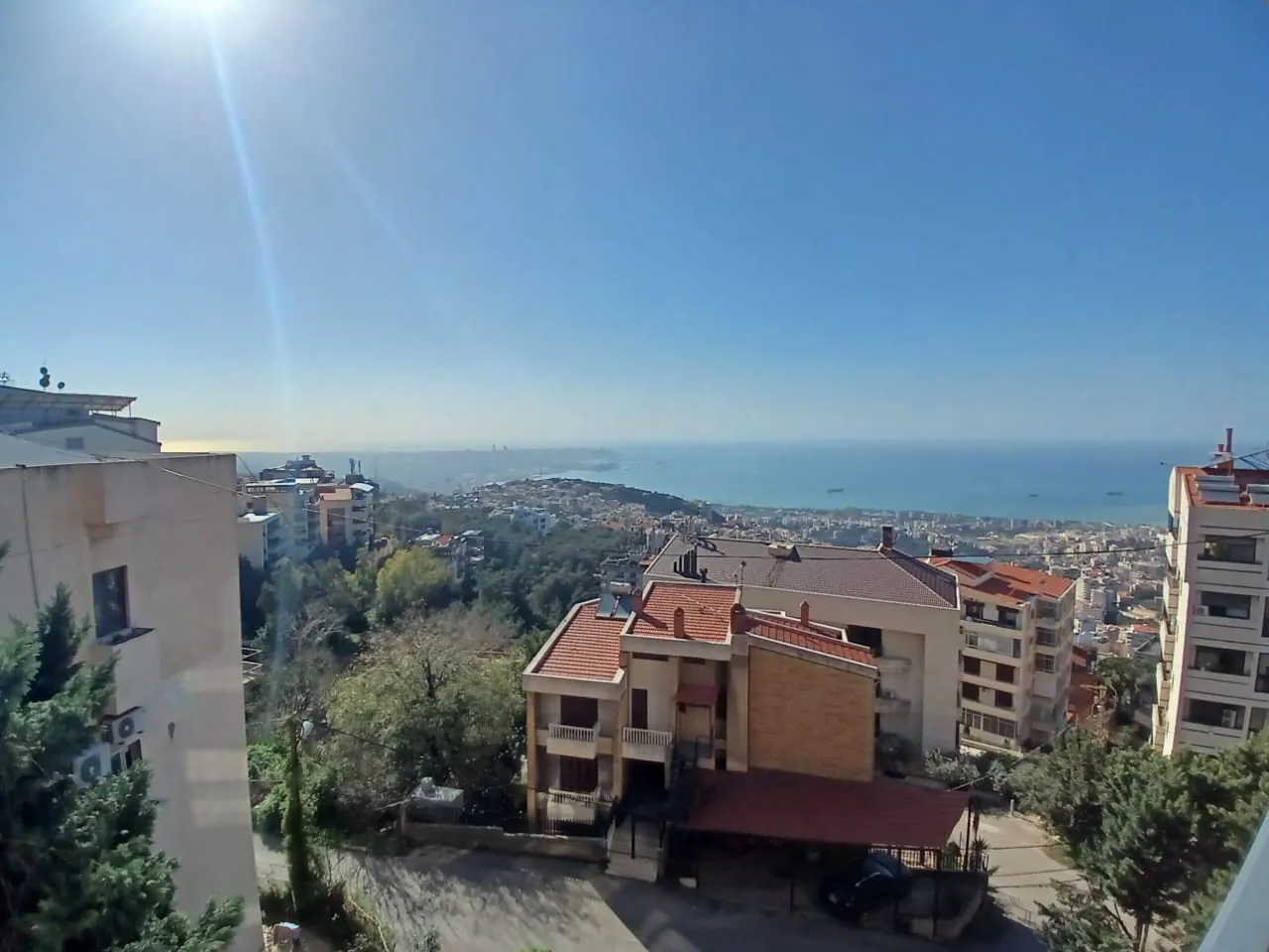 Spacious Apartment With Amazing View For Sale in Biyada — الصورة 5