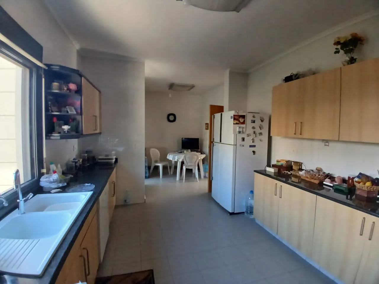 Spacious Apartment With Amazing View For Sale in Biyada — الصورة 8