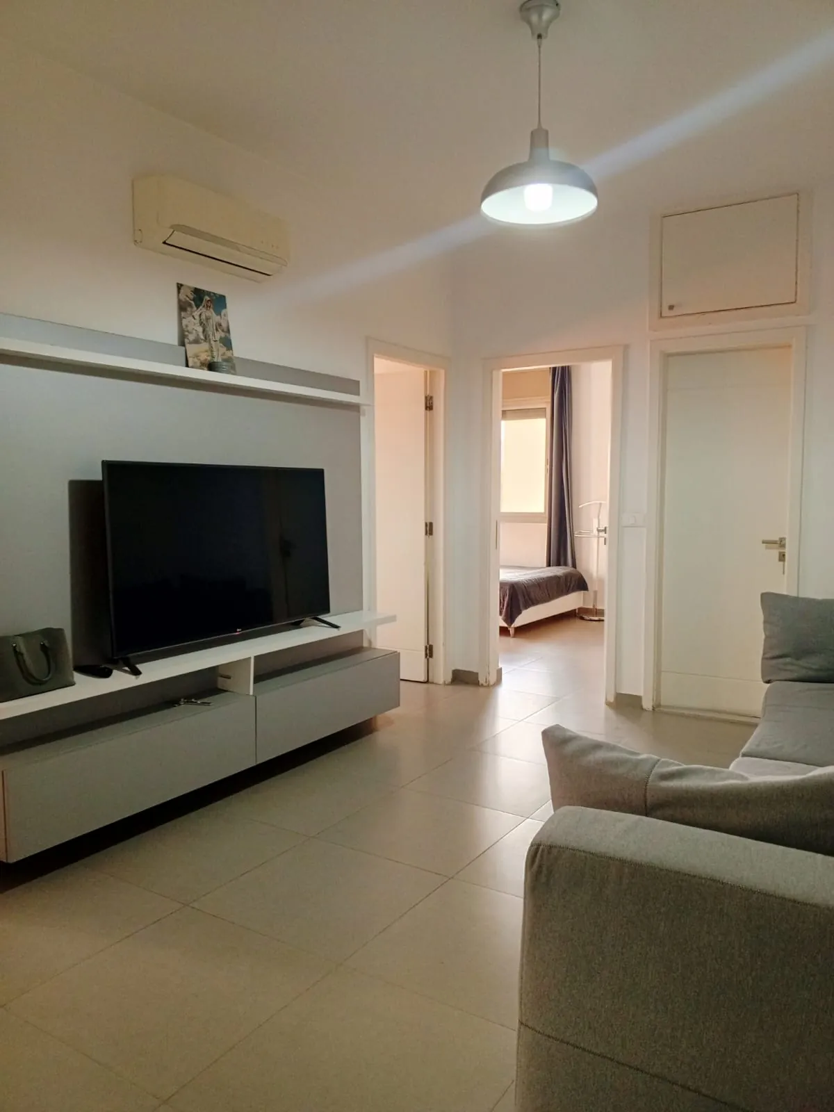 Fully Furnished Apartment With Mountain View For Sale In Haret Sakher — الصورة 5