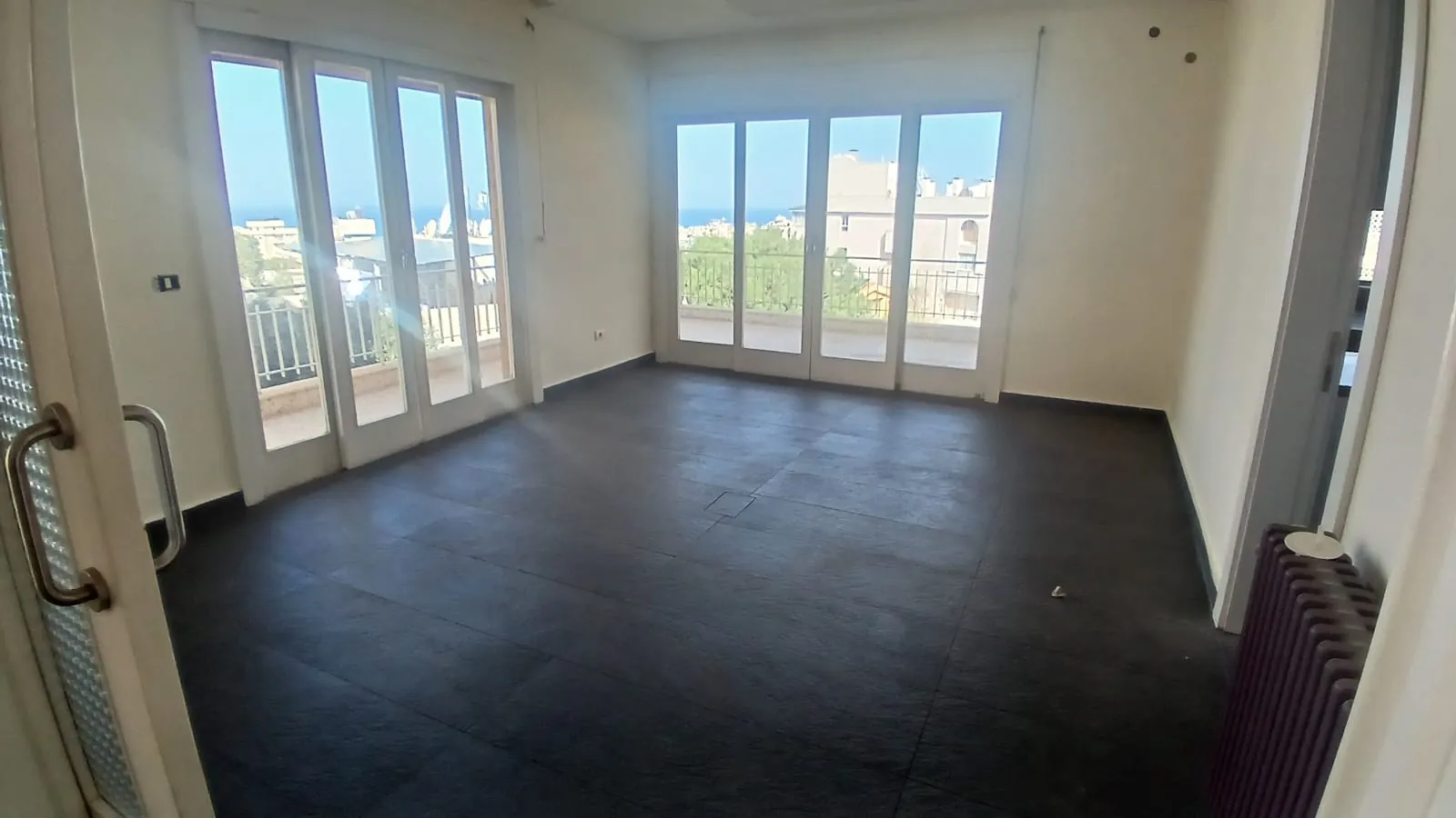 Spacious Apartment For Rent in Naccache — photo 2