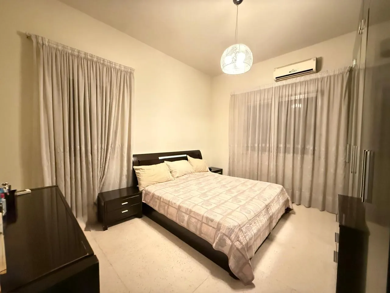 Spacious Apartment For Sale in Jbeil — الصورة 6