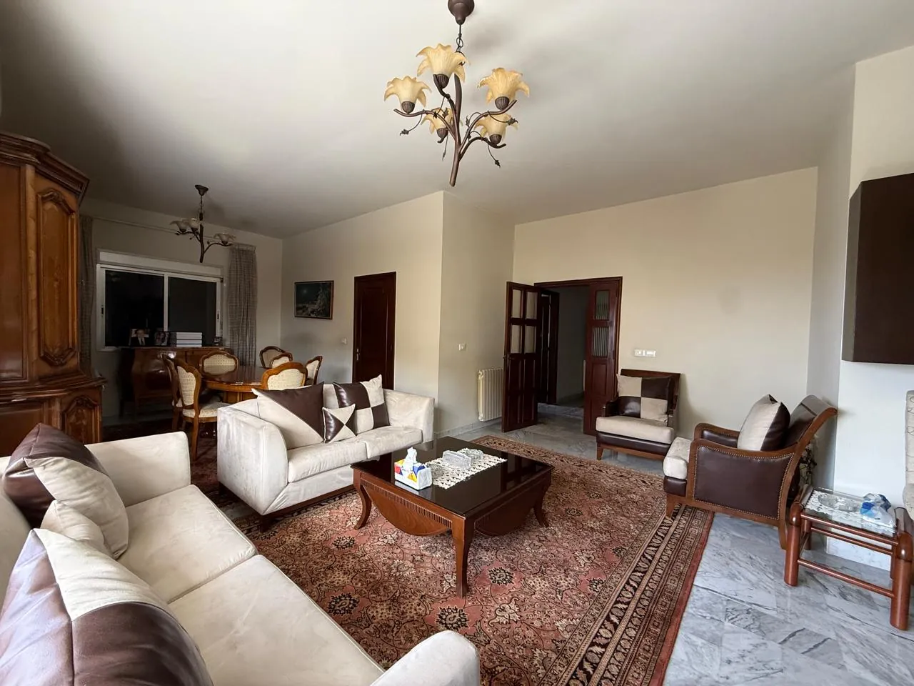 Spacious Apartment For Sale in Jbeil — الصورة 9
