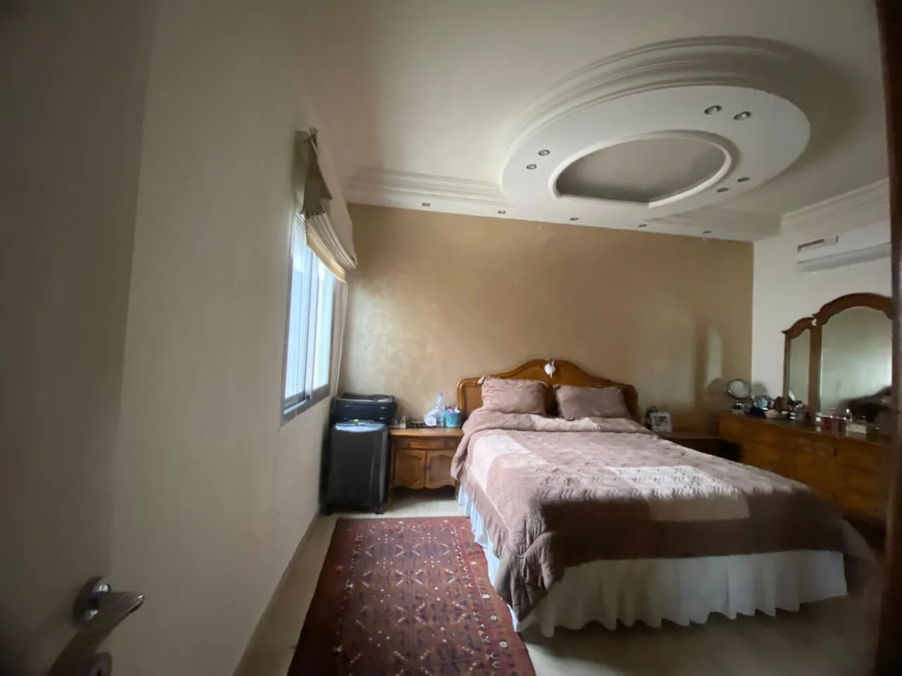 3-Bedroom Apartment For Sale in Corniche Canal 7, Beirut — الصورة 10