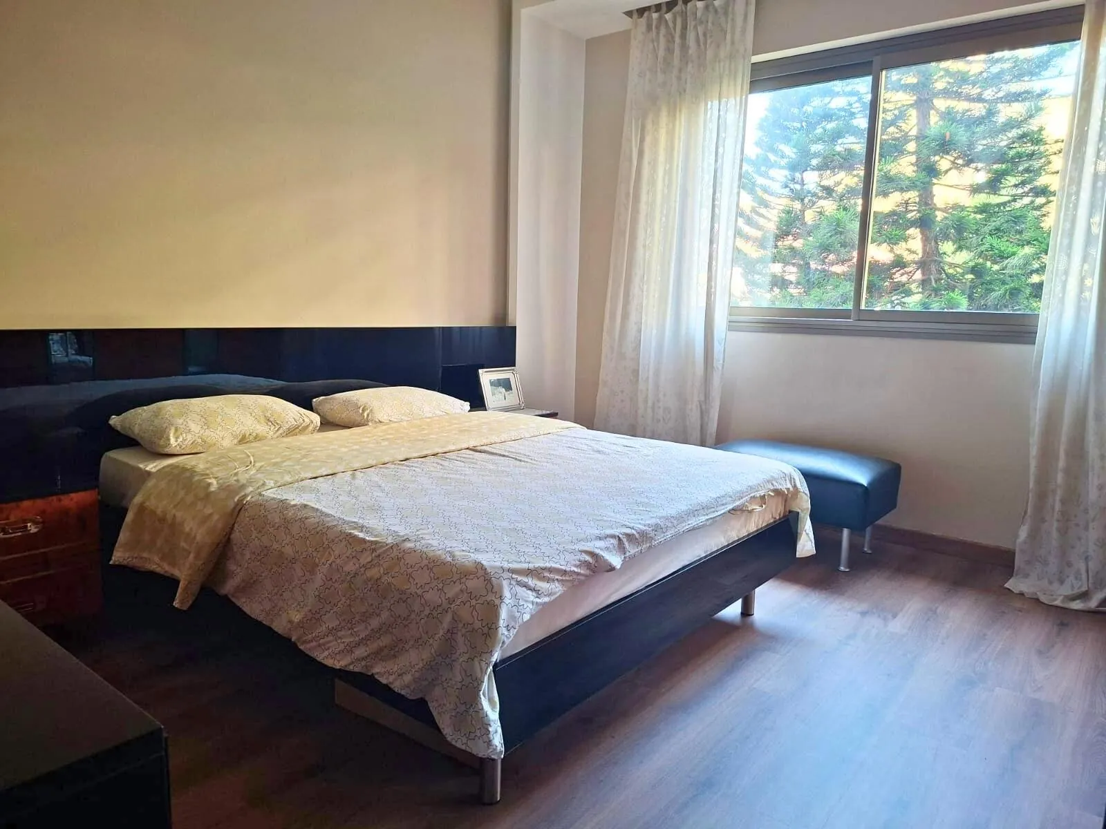 Spacious 3-Bedroom Apartment For Sale in Msaytbeh, Yazbek Street — photo 9