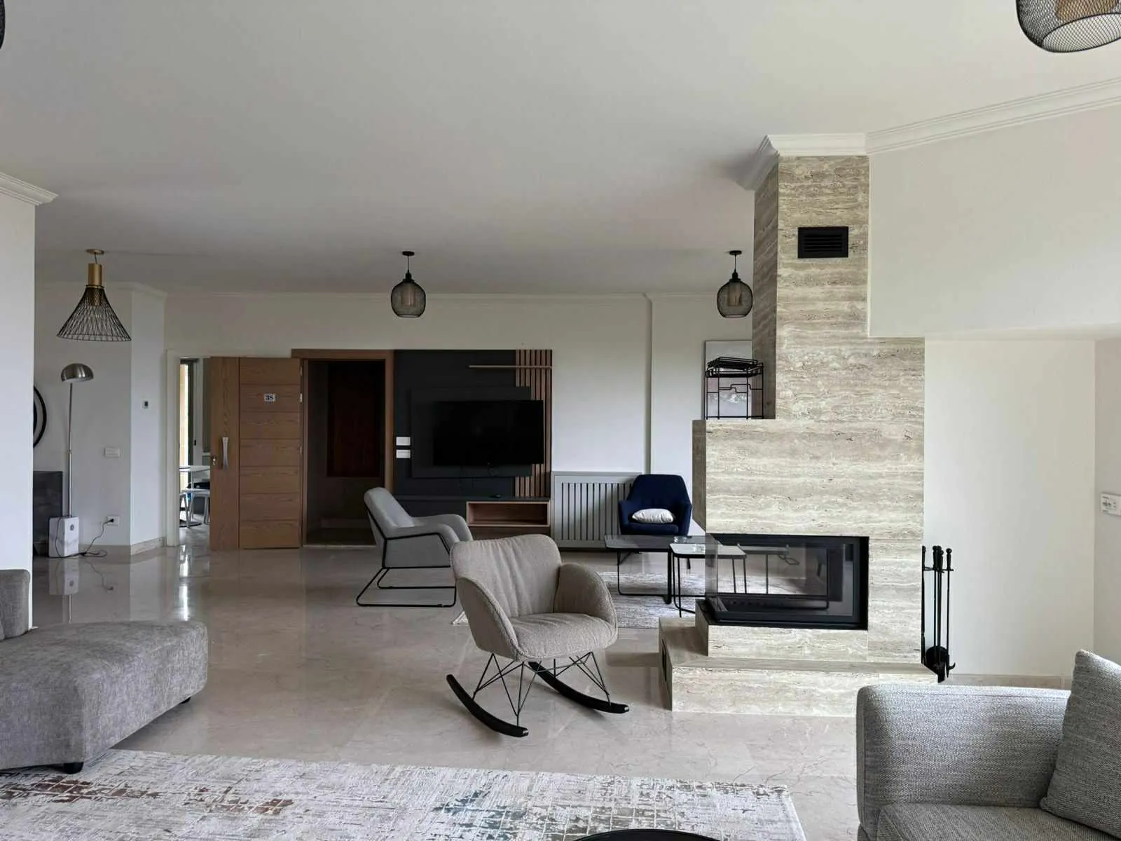 Fully Furnished And Decorated Apartment For Sale in Ain Saade — photo 3