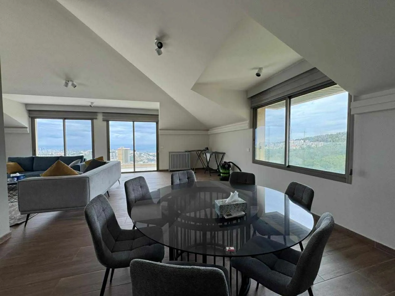 Elegant Modern Duplex For Sale In Ain Saade — photo 10