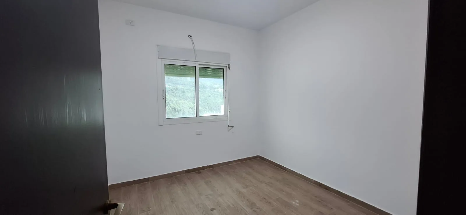 Decorated Apartment For Sale in Bsalim — الصورة 8
