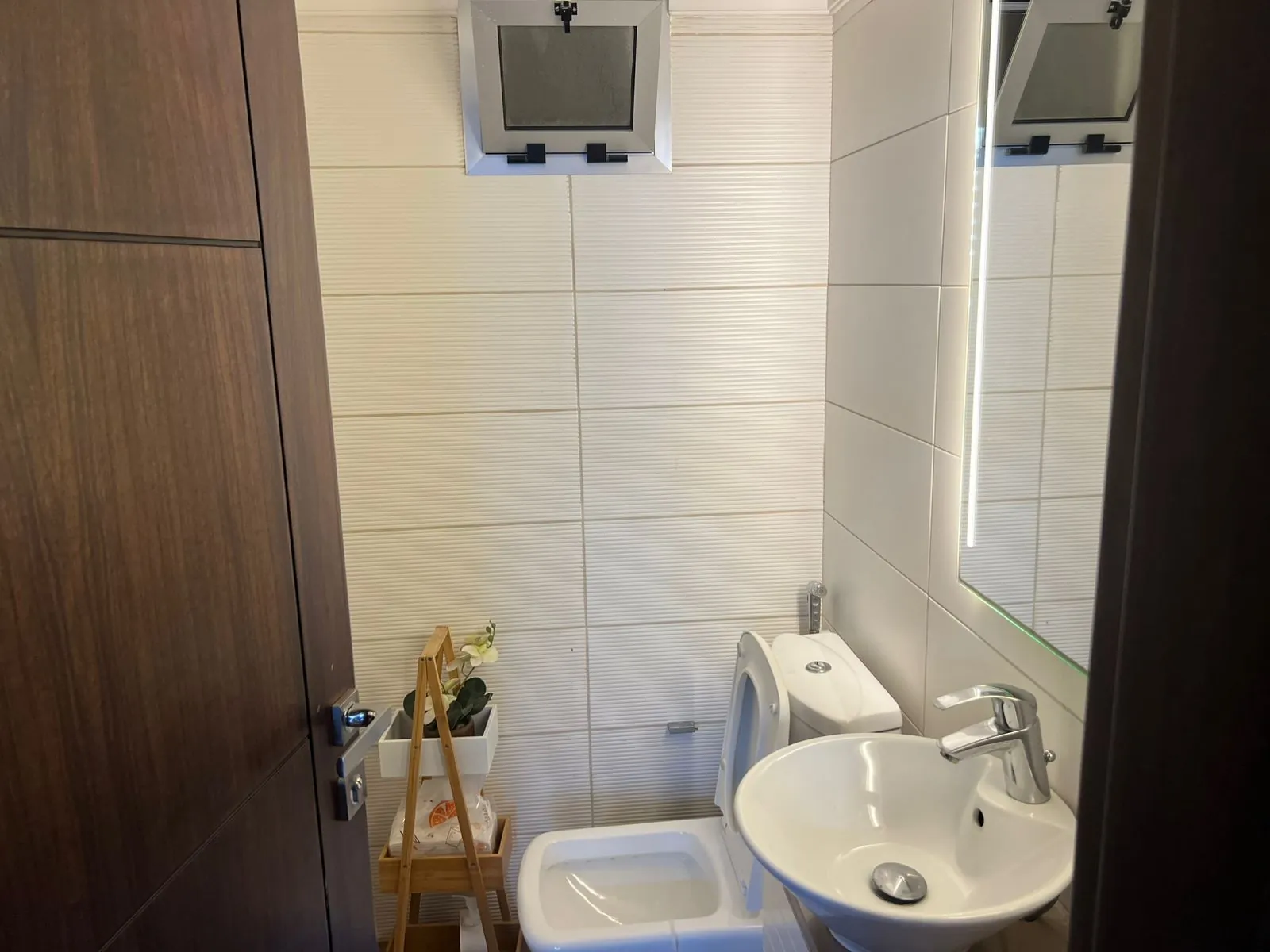 Spacious Apartment For Sale in Ain Al Remmane — الصورة 6