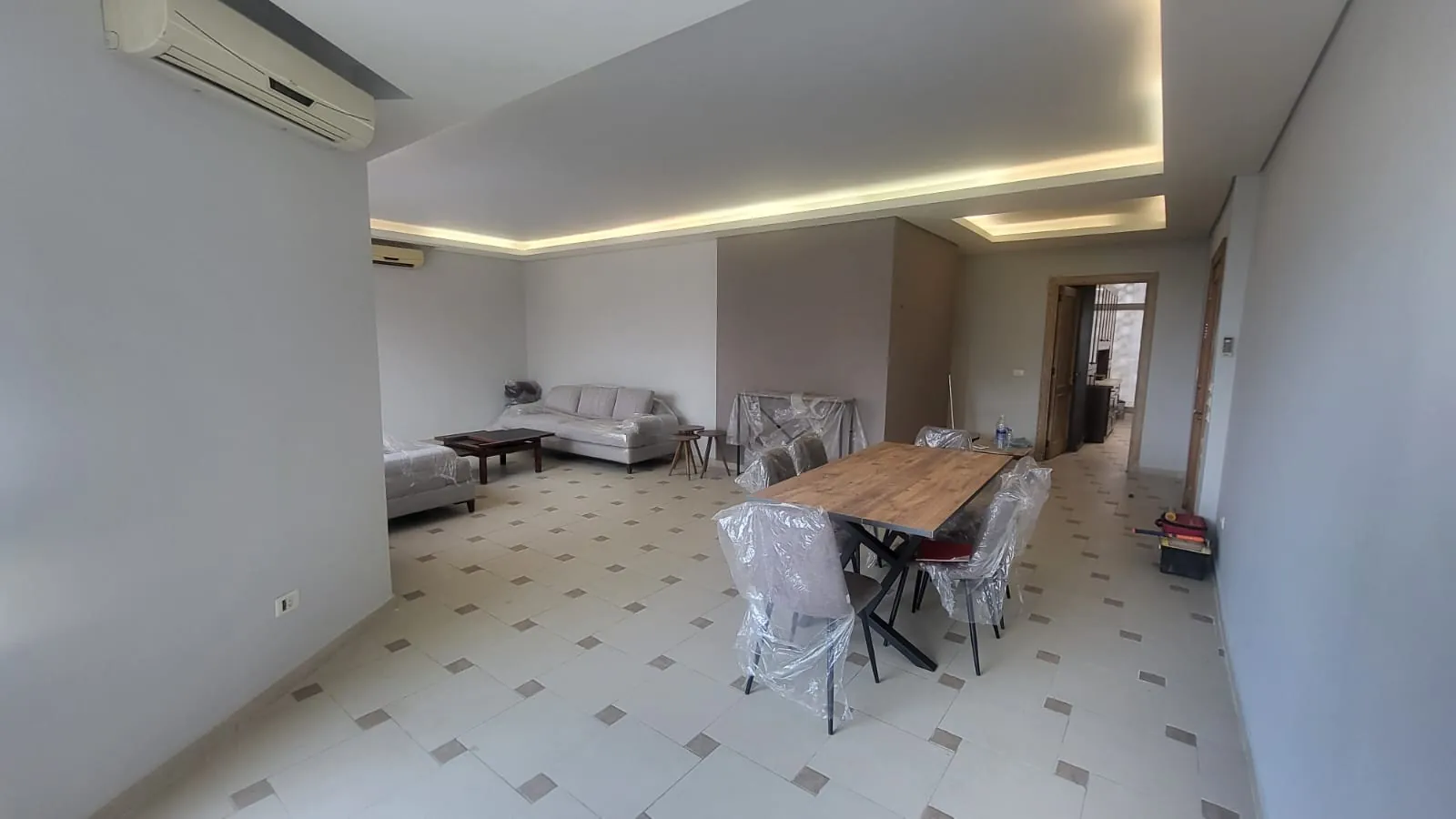 Furnished Apartment For Rent in Haret Sakher — الصورة 2