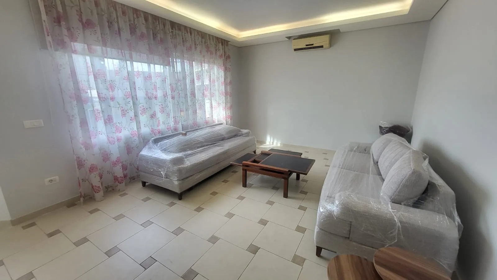 Furnished Apartment For Rent in Haret Sakher — الصورة 5