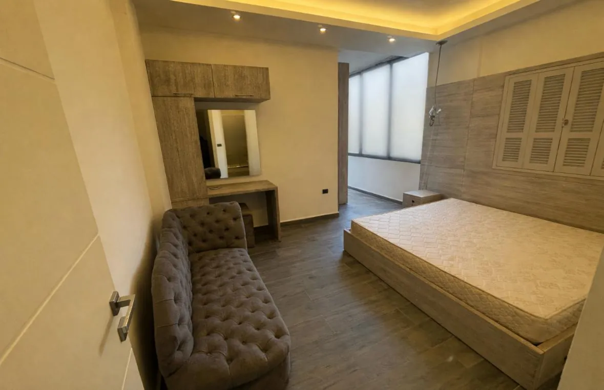 Luxurious Fully Furnished Appartement For Rent in Badaro — الصورة 6