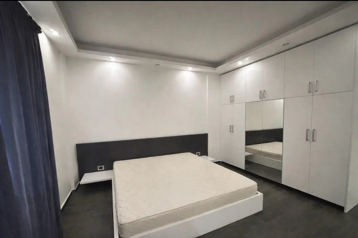 Luxurious Fully Furnished Appartement For Rent in Badaro — الصورة 8