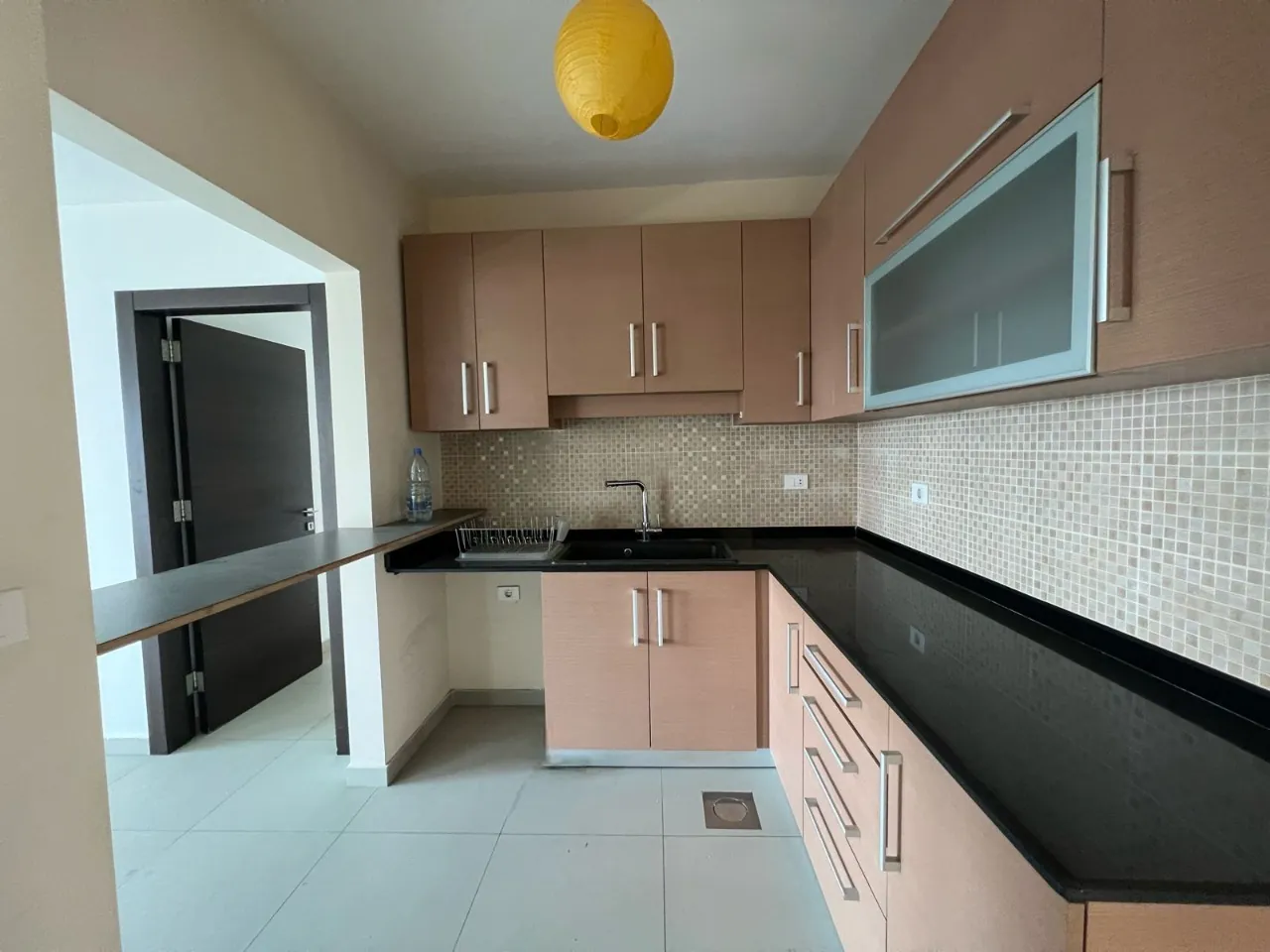 3-Bedroom Apartment For Sale in Achrafieh, Sioufi — الصورة 3