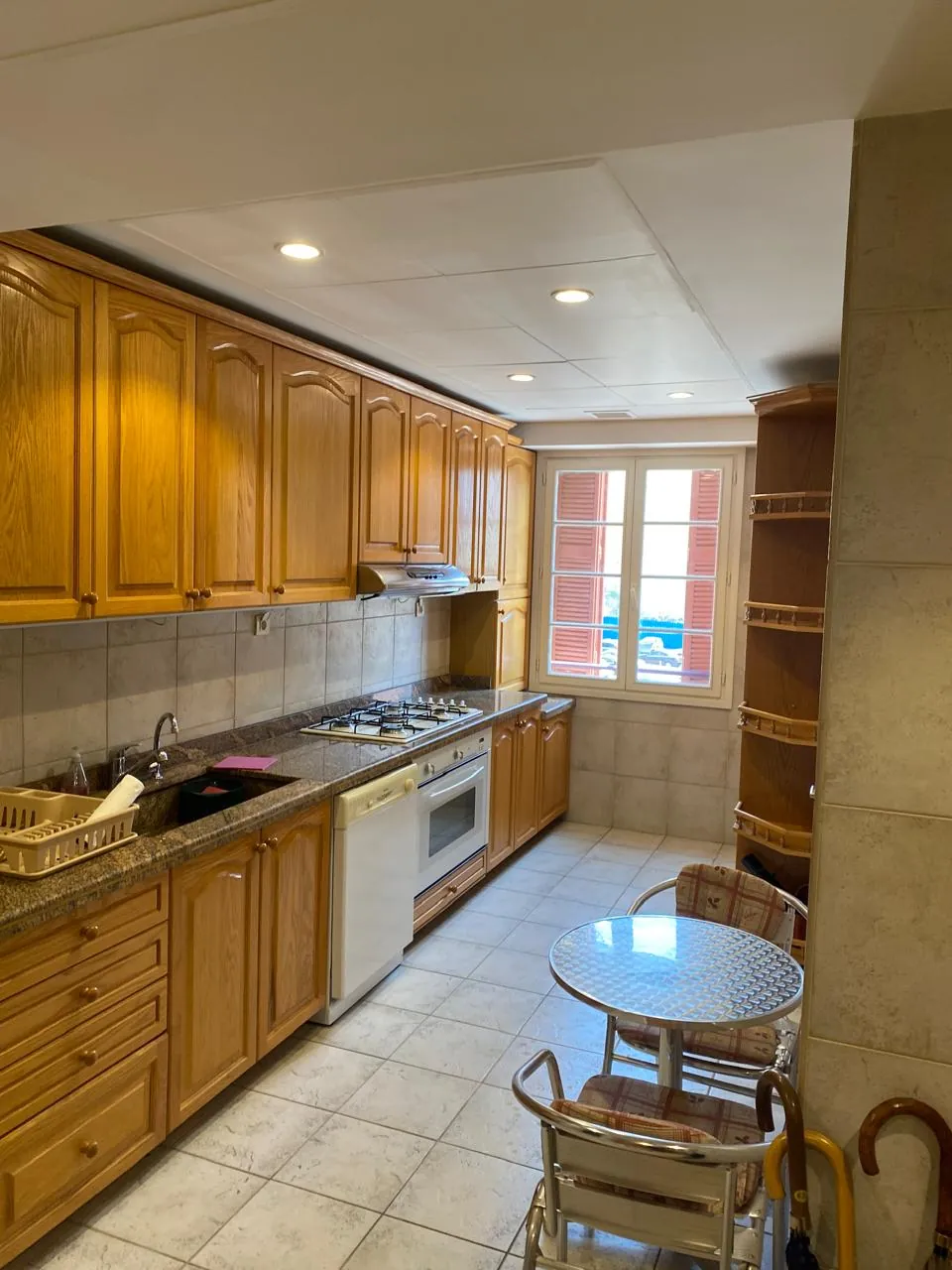 Fully Furnished Two-Bedroom Apartment For Sale in Saifi Village — الصورة 4