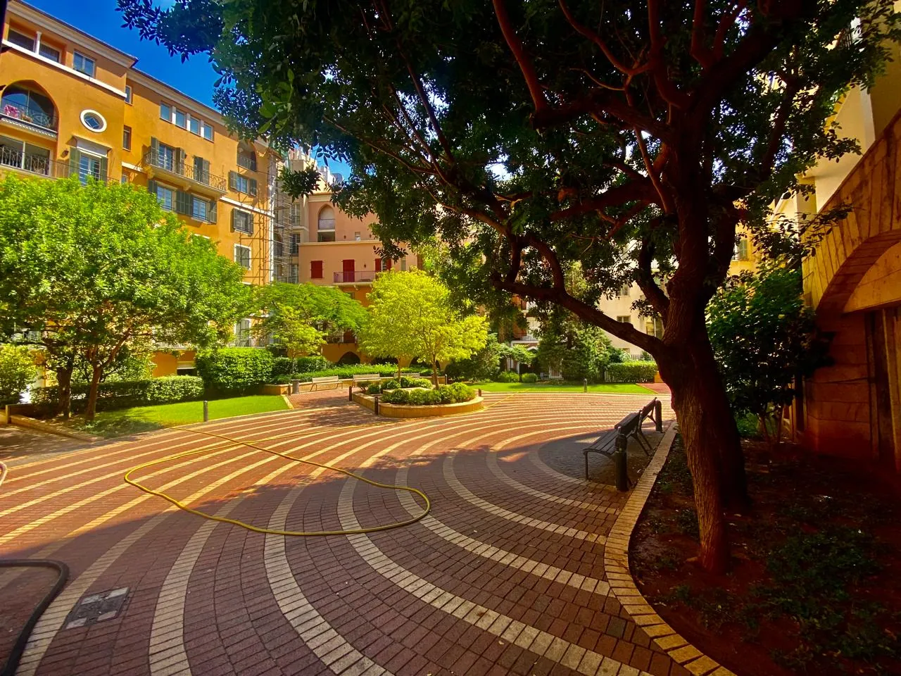 Fully Furnished Two-Bedroom Apartment For Sale in Saifi Village — الصورة 9