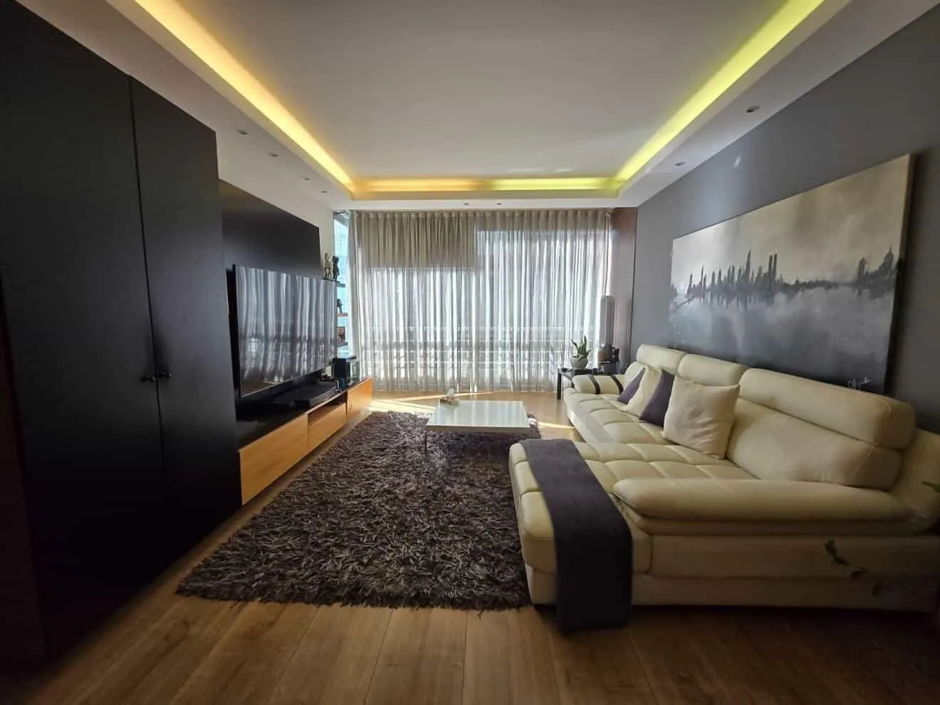 Fully Renovated 2-Bedroom Apartment For Sale in Achrafieh, Saydeh — الصورة 2