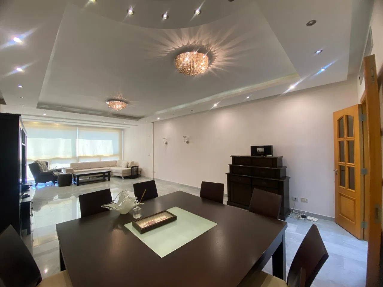Beautifully Furnished Apartment For Rent in Clemenceau, Ras Beirut — الصورة 3