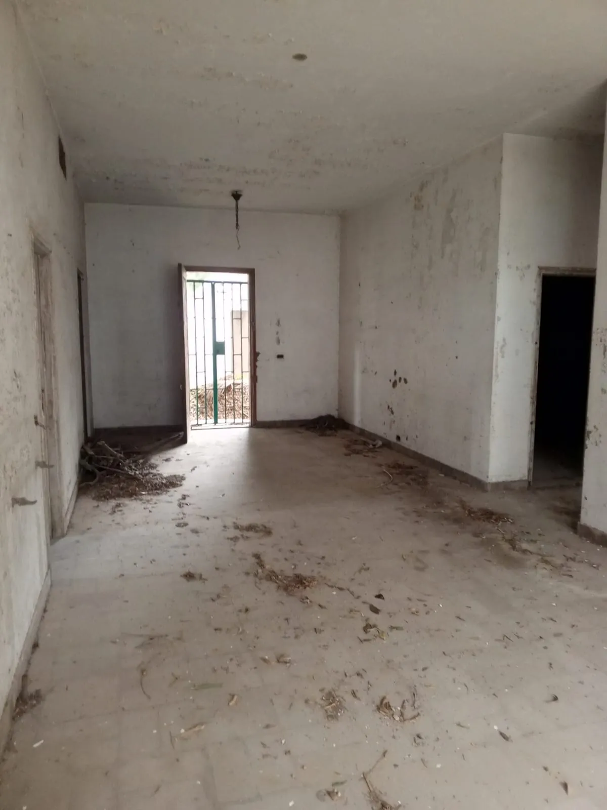 Hot Deal! Traditional Lebanese House For Sale in Ghazir — الصورة 8