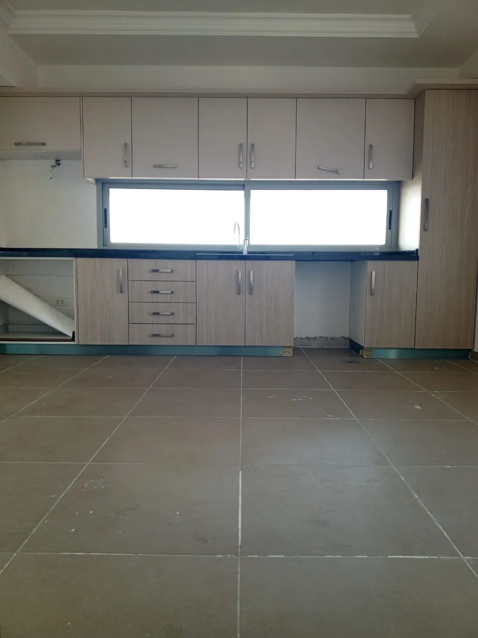 Deluxe Apartment For Sale in Sahel Alma — الصورة 4