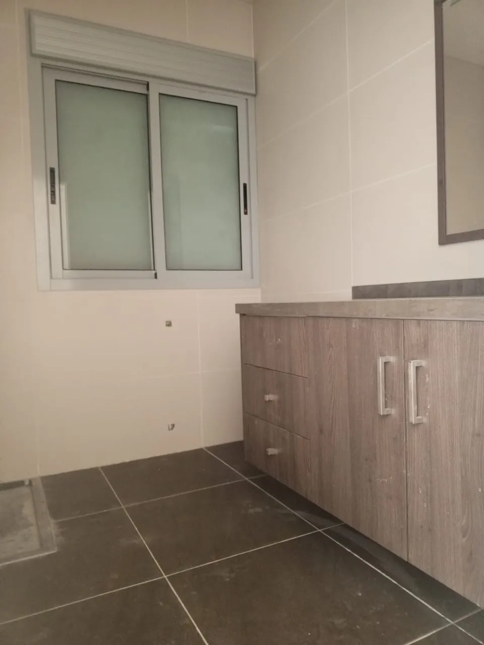 Deluxe Apartment For Sale in Sahel Alma — الصورة 9