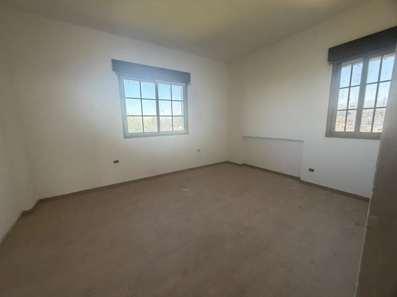 Exclusive! An Individual Villa For Sale in Ebrin, Batroun — الصورة 10