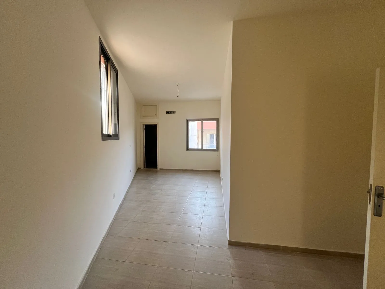 Exclusive! Brand New Apartment For Sale in Wadi Chahrour, Baabda — الصورة 4