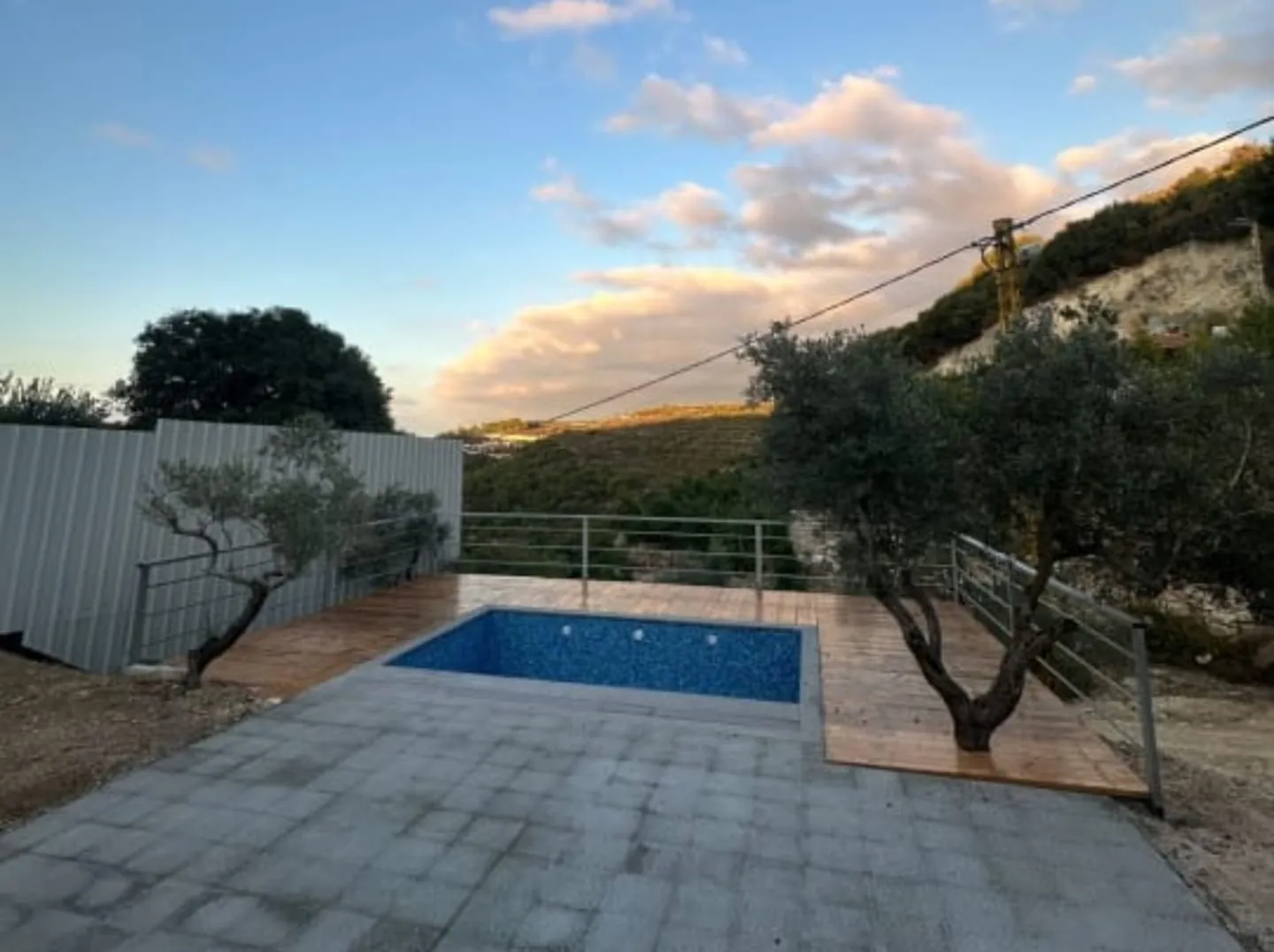 A 4,000 SQM Land With Banglow For Sale in Bijdarfel, Batroun — الصورة 5