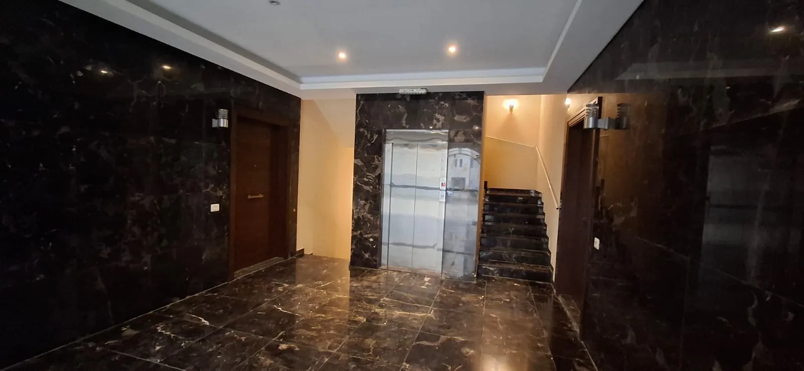 Exclusive! Decorated Penthouse For Sale in Dhour Choueir — الصورة 10
