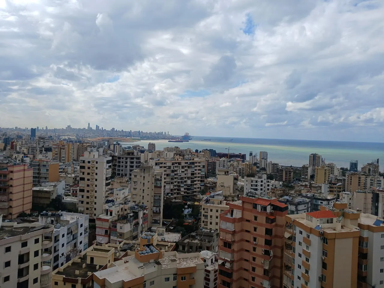 Brand New Apartment With Terrace For Sale in Mezher — الصورة 6