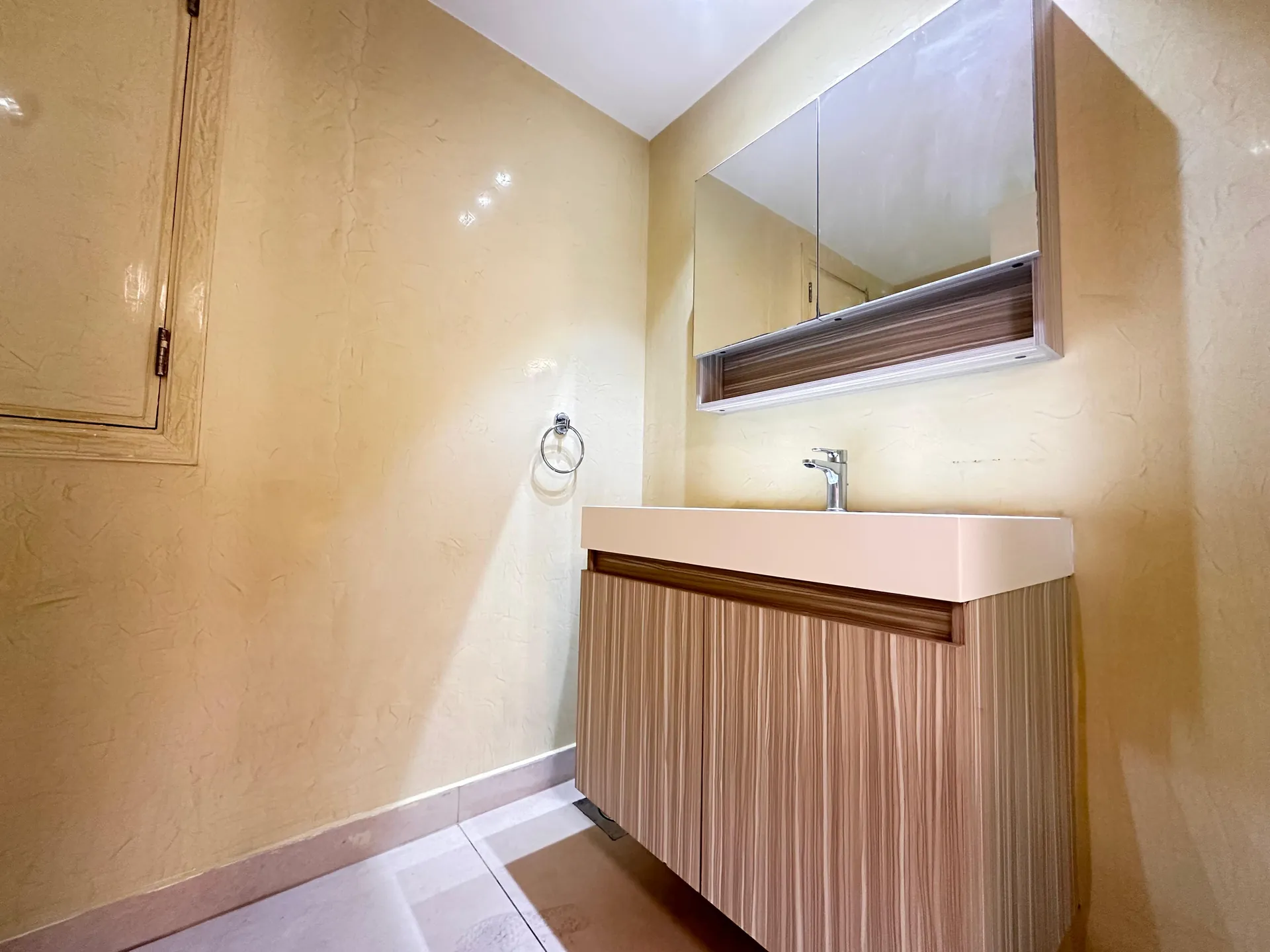 285 SQM Ready to Move-in Office For Rent Downtown — الصورة 10