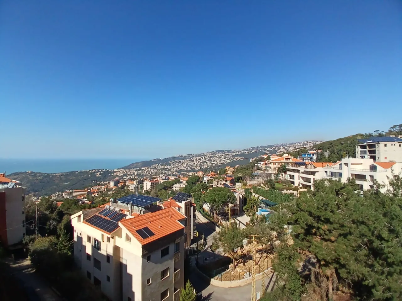 Core And Shell Duplex For Sale With A Very Nice View in Qornet Hamra — الصورة 2