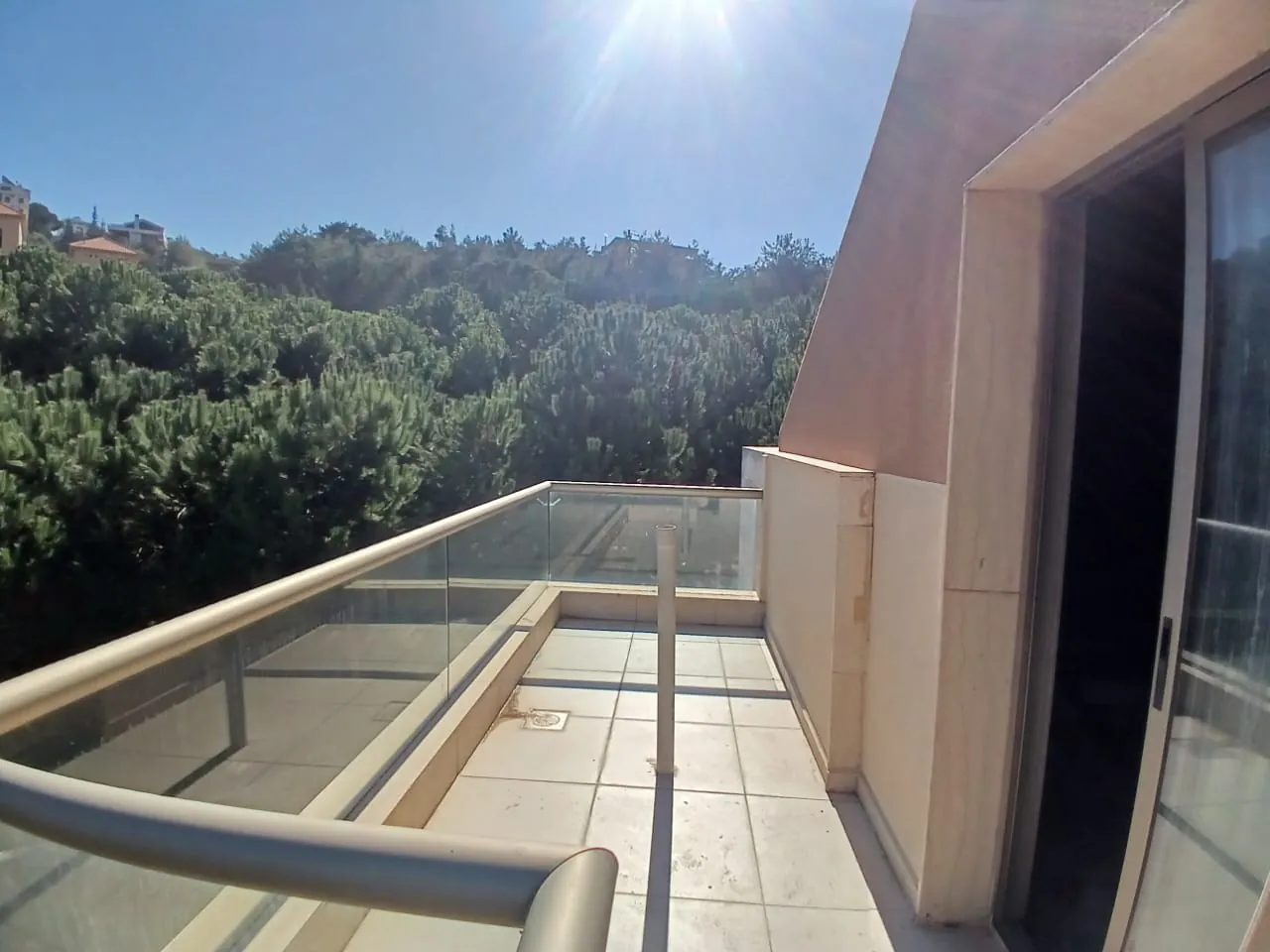 Core And Shell Duplex For Sale With A Very Nice View in Qornet Hamra — الصورة 4