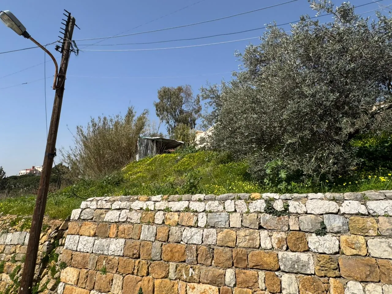 A 564 SQM Land For Sale in Broumana — الصورة 2