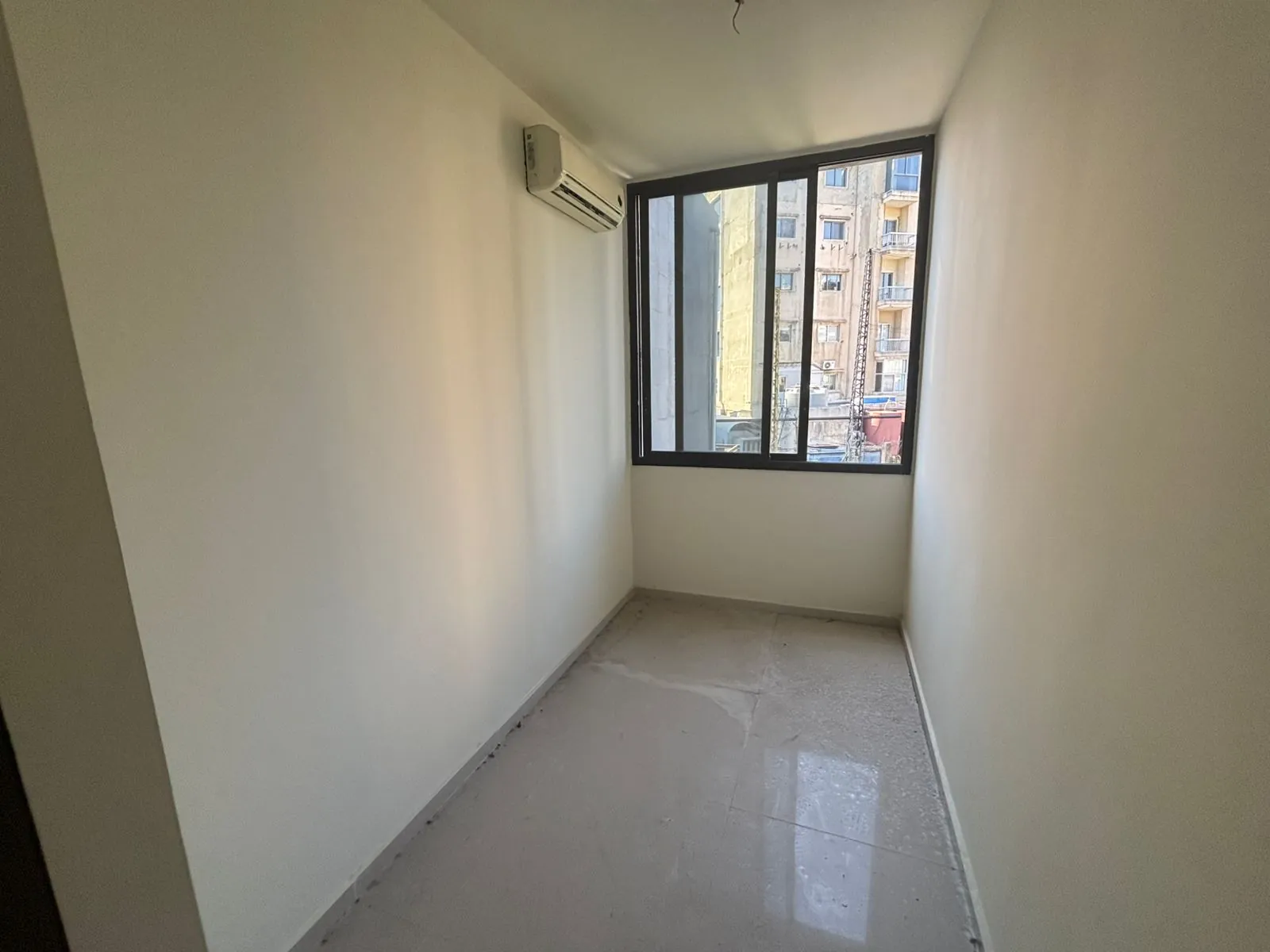 A 160 SQM Office For Rent in Zalka — الصورة 5