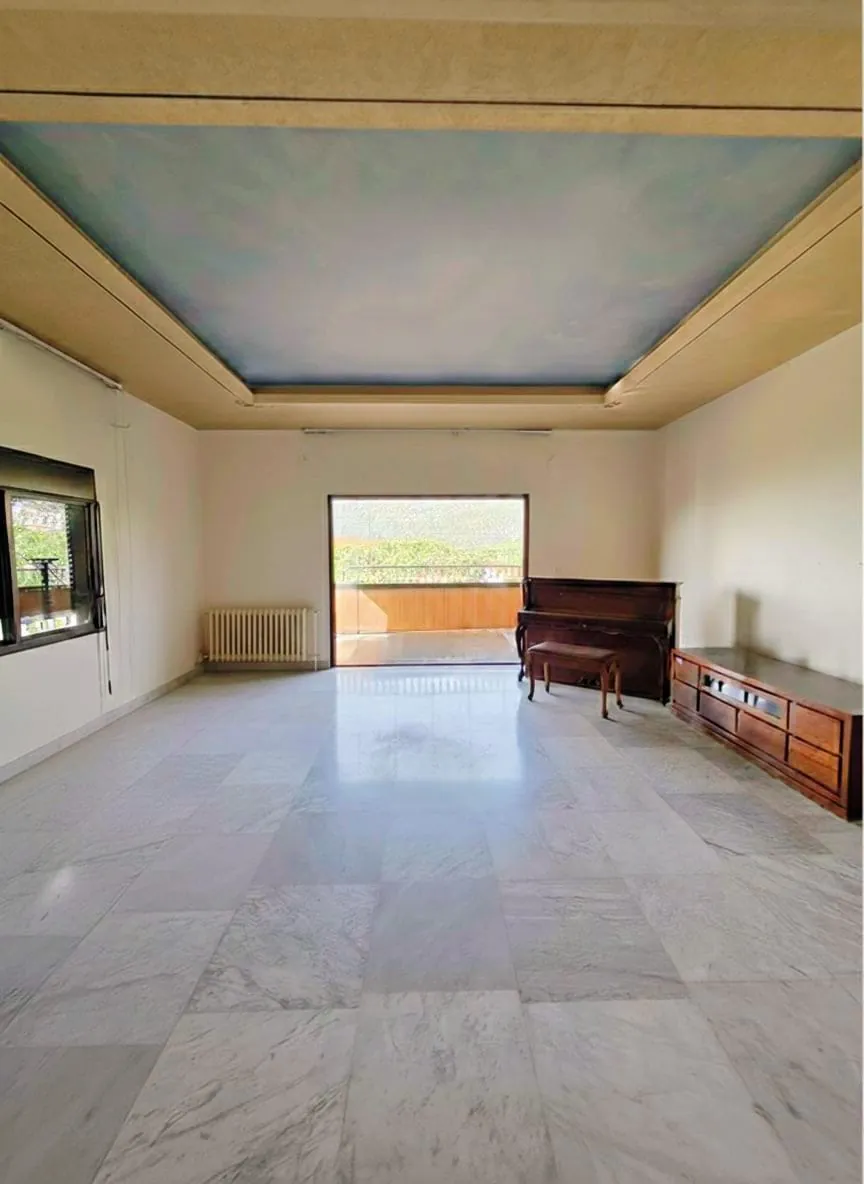 Spacious Apartment For Sale in Baabdat